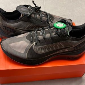 Nike Zoom Gravity Black